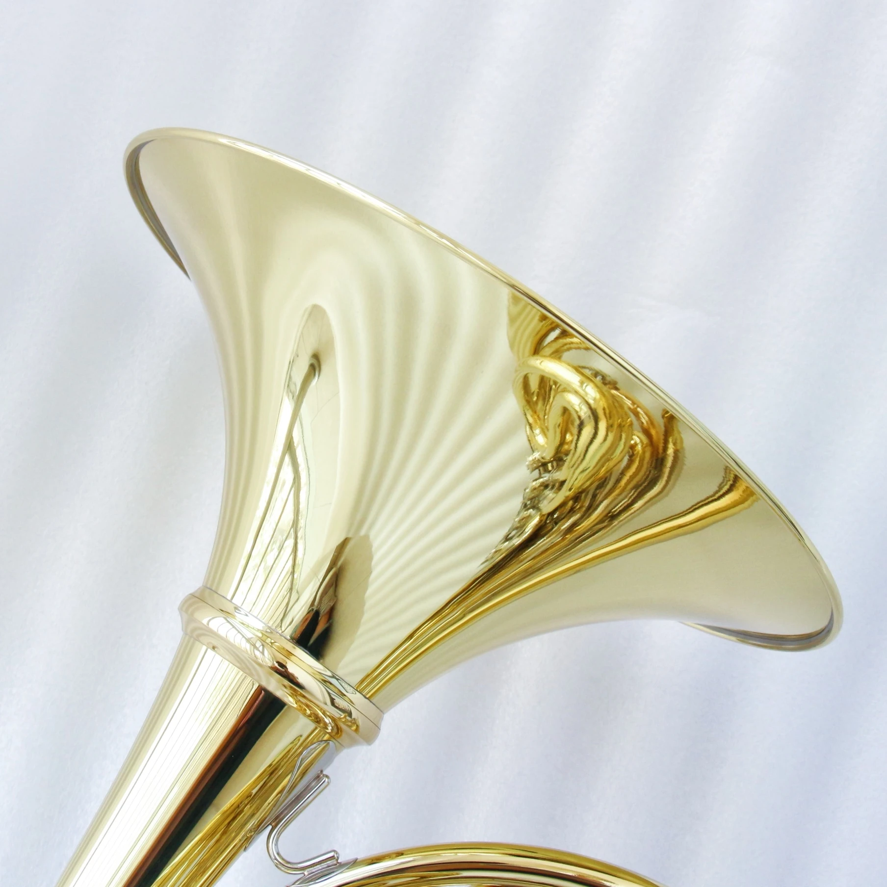 Professional Big Size Separated Bell French Horn Clear Plate BB Tone 4-Key Double French Horn Factory Price French Horn