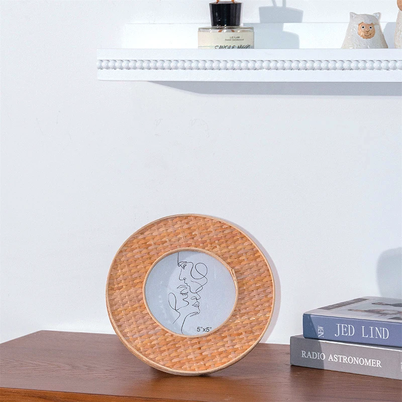 Handmade round rattan photo frame display table top rattan decoration picture frame