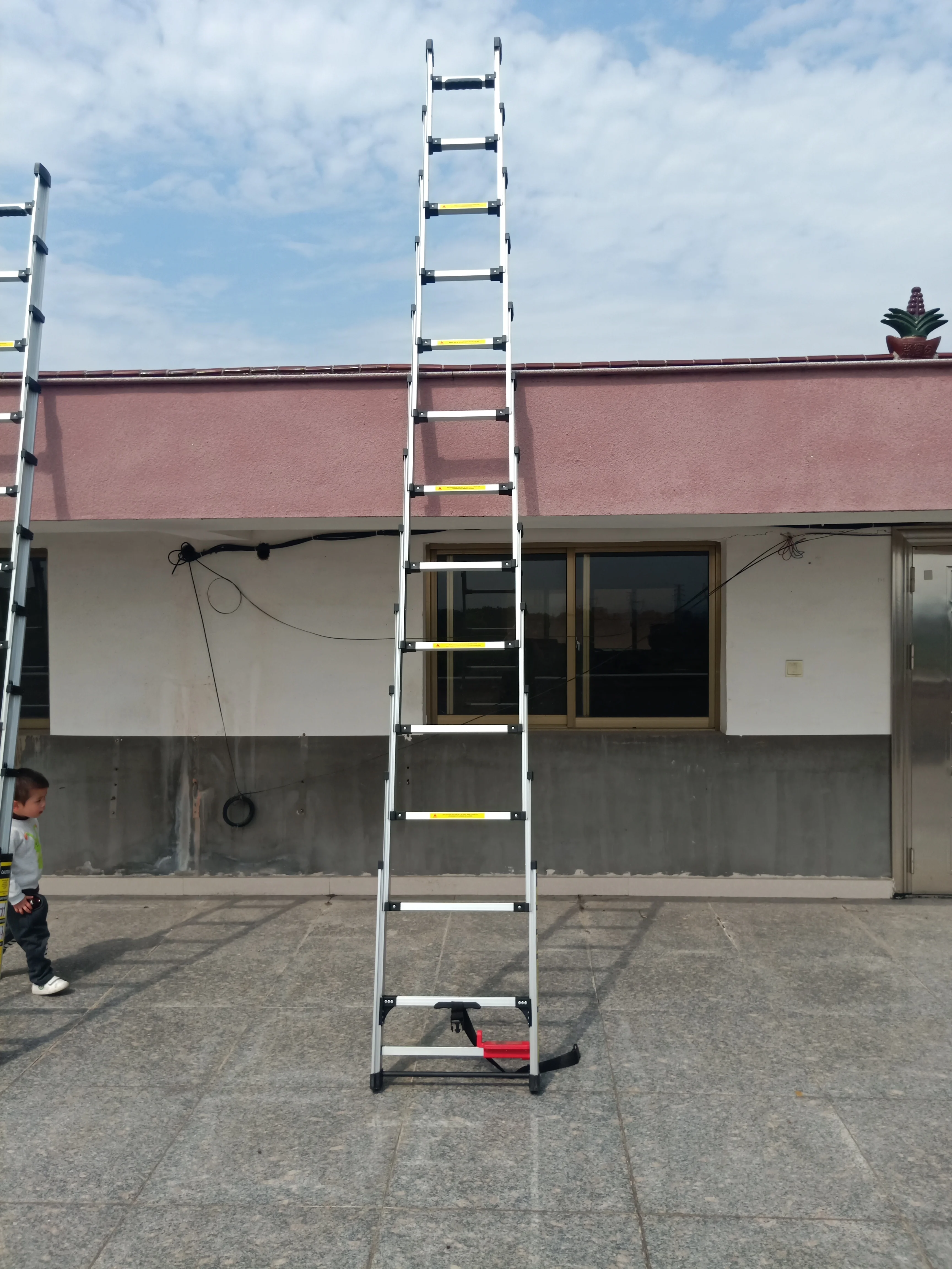 4.04M Long Home Use Loft Telescopic Retractable Step Ladder