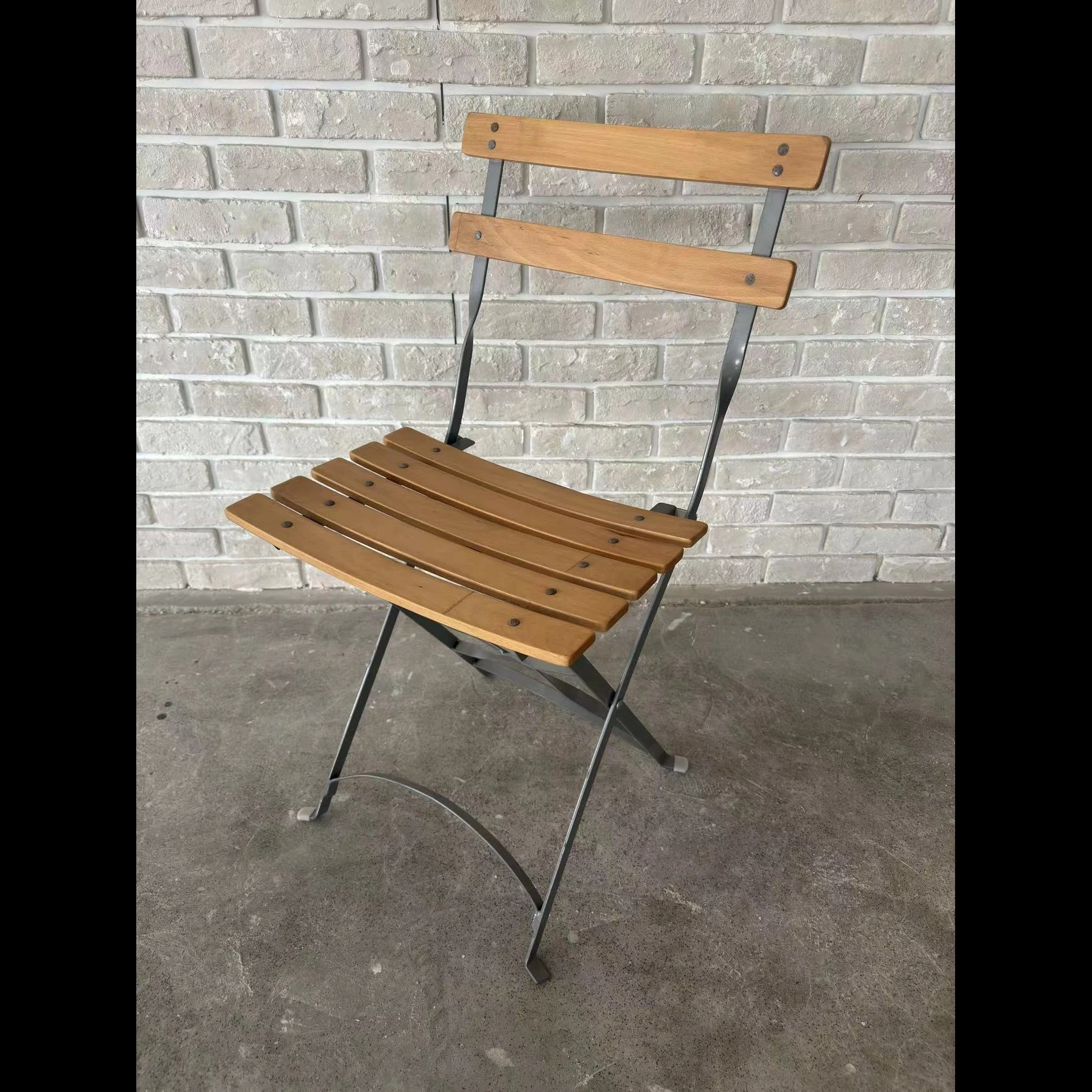Wholesale Wooden Slat Folding Chairs for Hotel Garden Banquet Rental