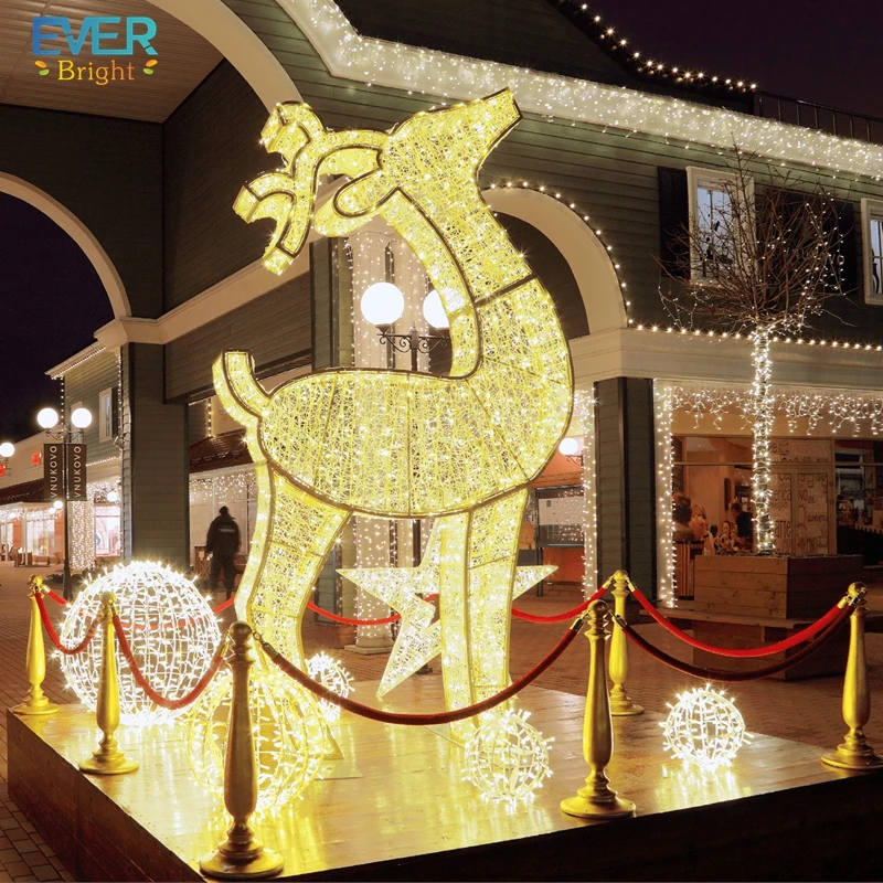 Pre lit large 3D christmas motif light led reindeer outdoor