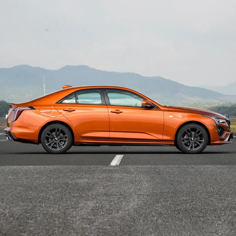 В наличии новый автомобиль Cadillac Ct4 максимальная скорость 220 км/ч 2023 RWD для
