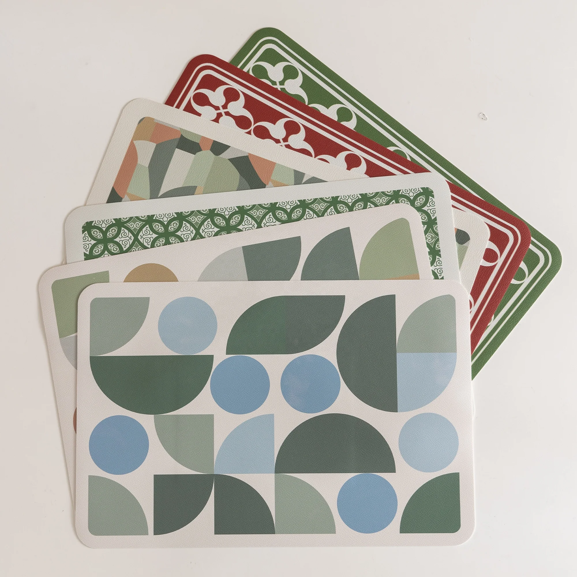 Original Design Printed Placemat Geometric PVC Placemat Waterproof Dinner Mat Set for Decoration Tables