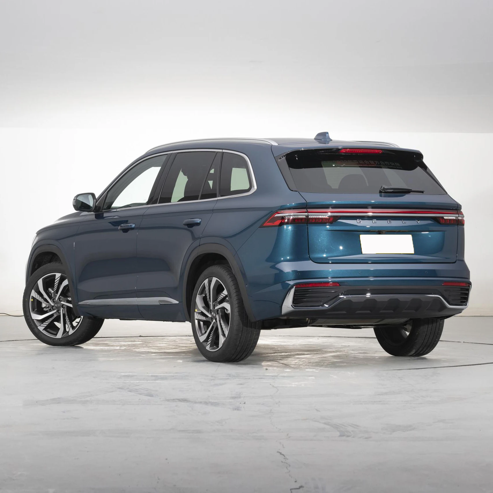 Дешевая цена 4Wd флагманское издание Geely Monjaro 2023 Car Xingyue L новый внедорожник