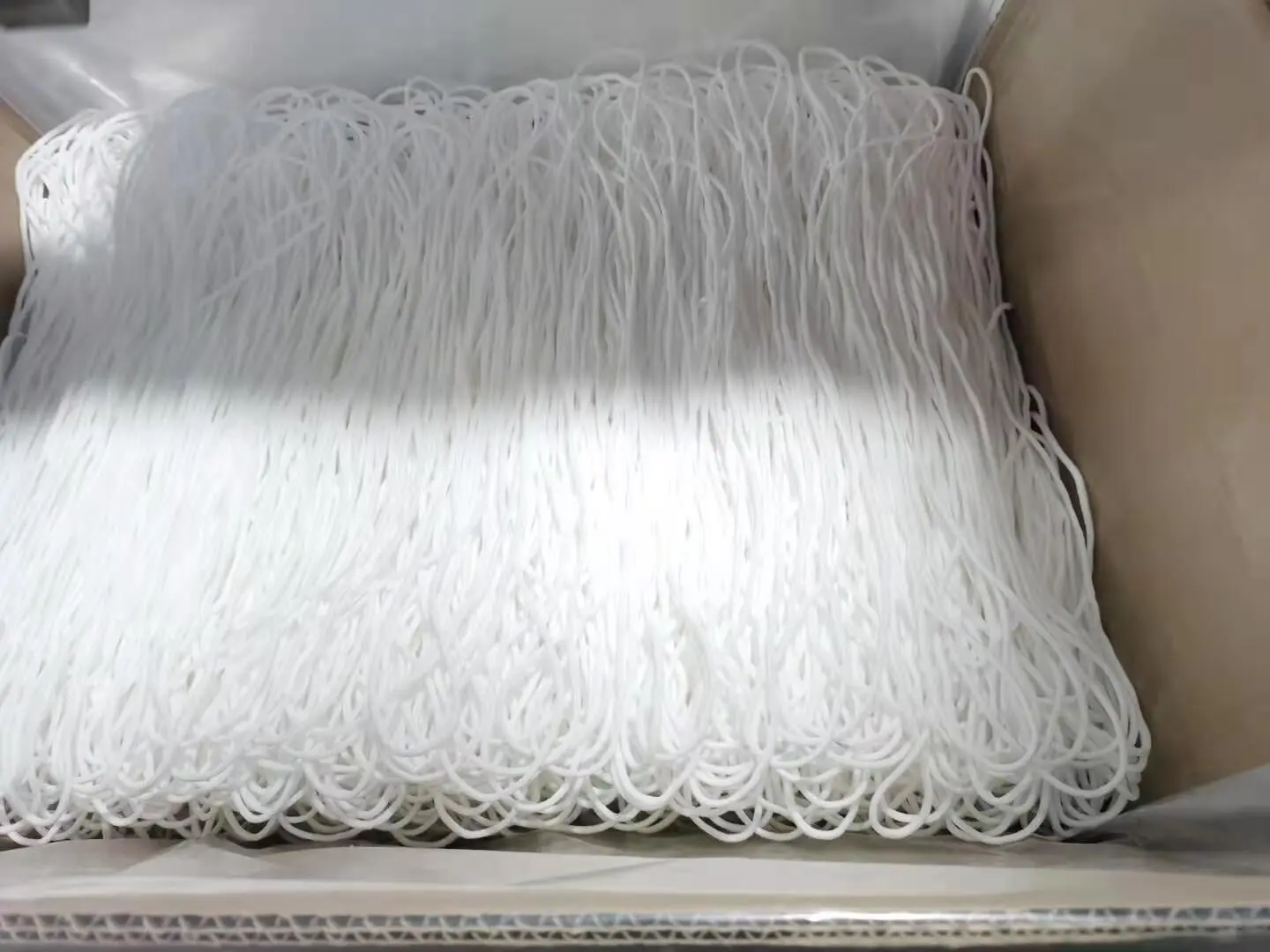 3 мм Круглая Плоская Маска 4 мм, петли для ушей, вязаный эластичный ремешок для одноразовой маски для лица