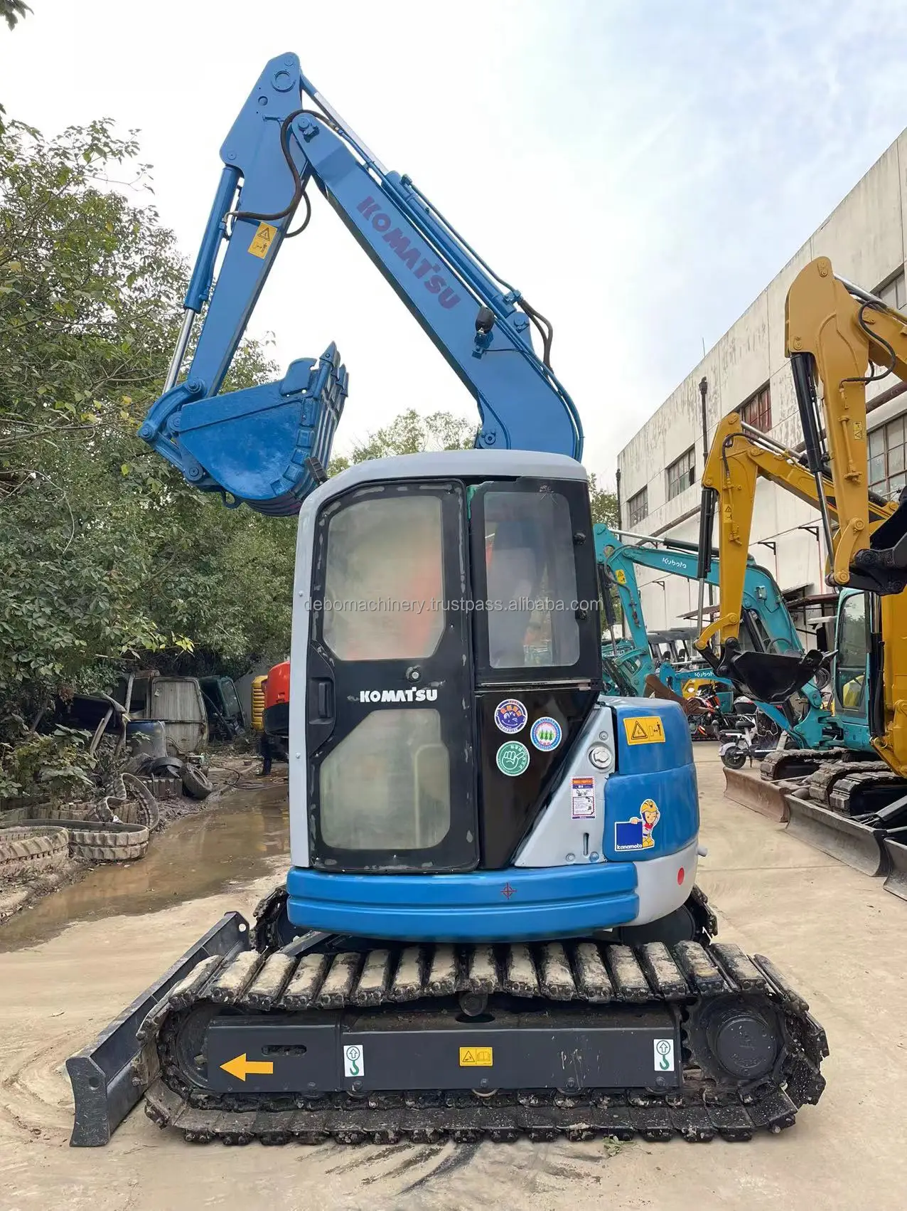 Komatsu PC30 Good Condition and Discounted Price CAT 50 220 China High-quality Second-hand Excavator for Sale