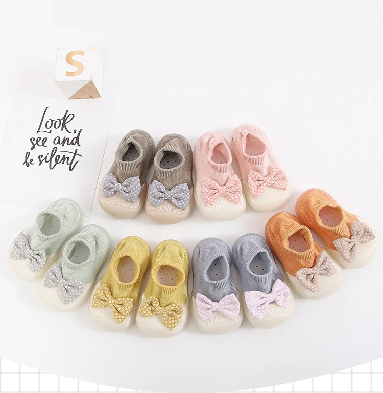Whosale newborn baby girl prewalker shoes yellow color with bowknot