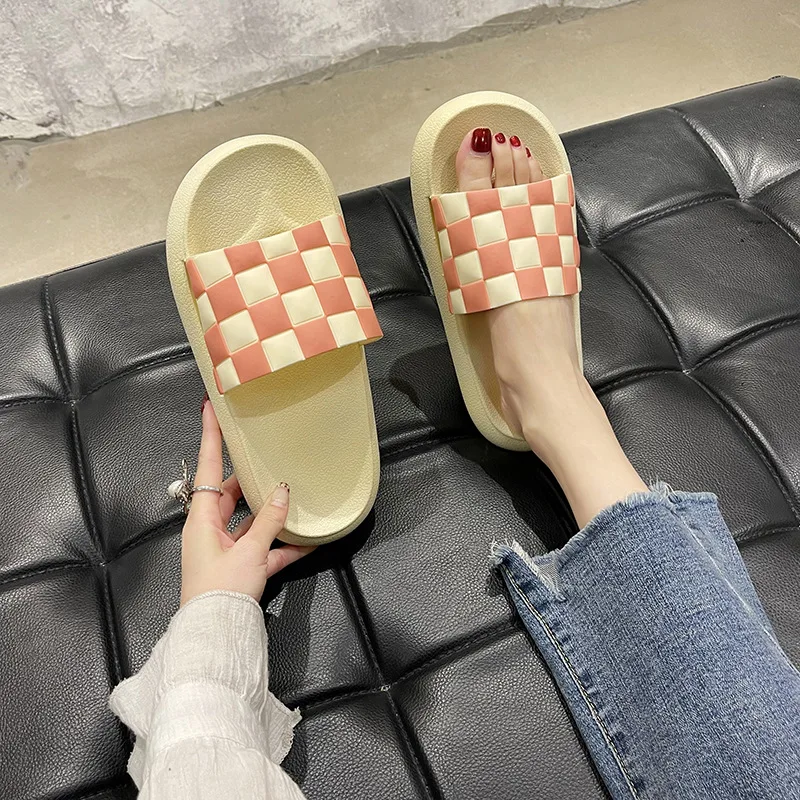 SL0011 ITEC Chinese Stock Swimming Slide Bathroom Slides Home Slippers Women Slippers Girl Indoor Slippers in Stock