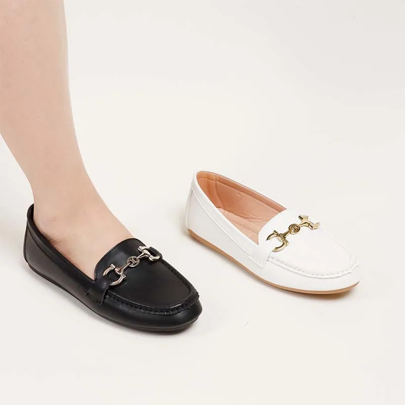 Gold Metal Buckle PU Leather Flats Shoes Ladies Soft Insole Women Moccasin Shoes Casual Anti-Slip Dating Holiday Commuting Shoes