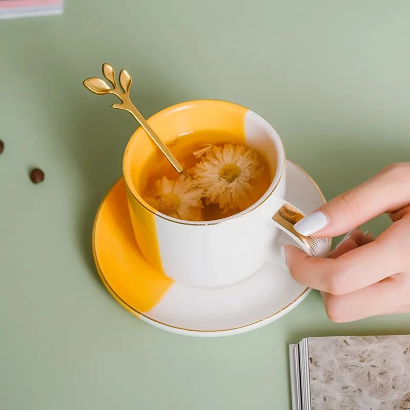 
European ceramic coffee cup and saucer creative design restaurant coffee cup set 