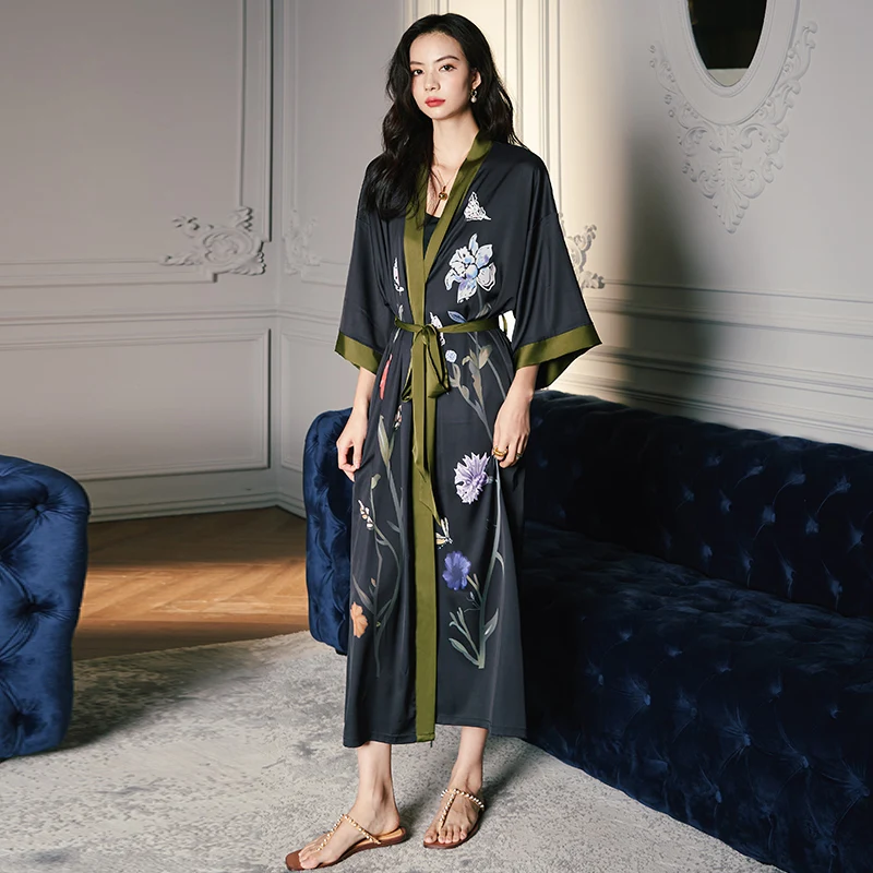 Garment Manufacturer Customization Hot New Retail Products sleepwear  Women Summer Homewear Bridal Robe Silk Bathrobe