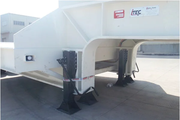 Steel Panda Truck Trailers 8 Cars Low Bed Trailer Truck Low Bed Semi-trailer Tilt Deck 40 60 Tons CN;SHN