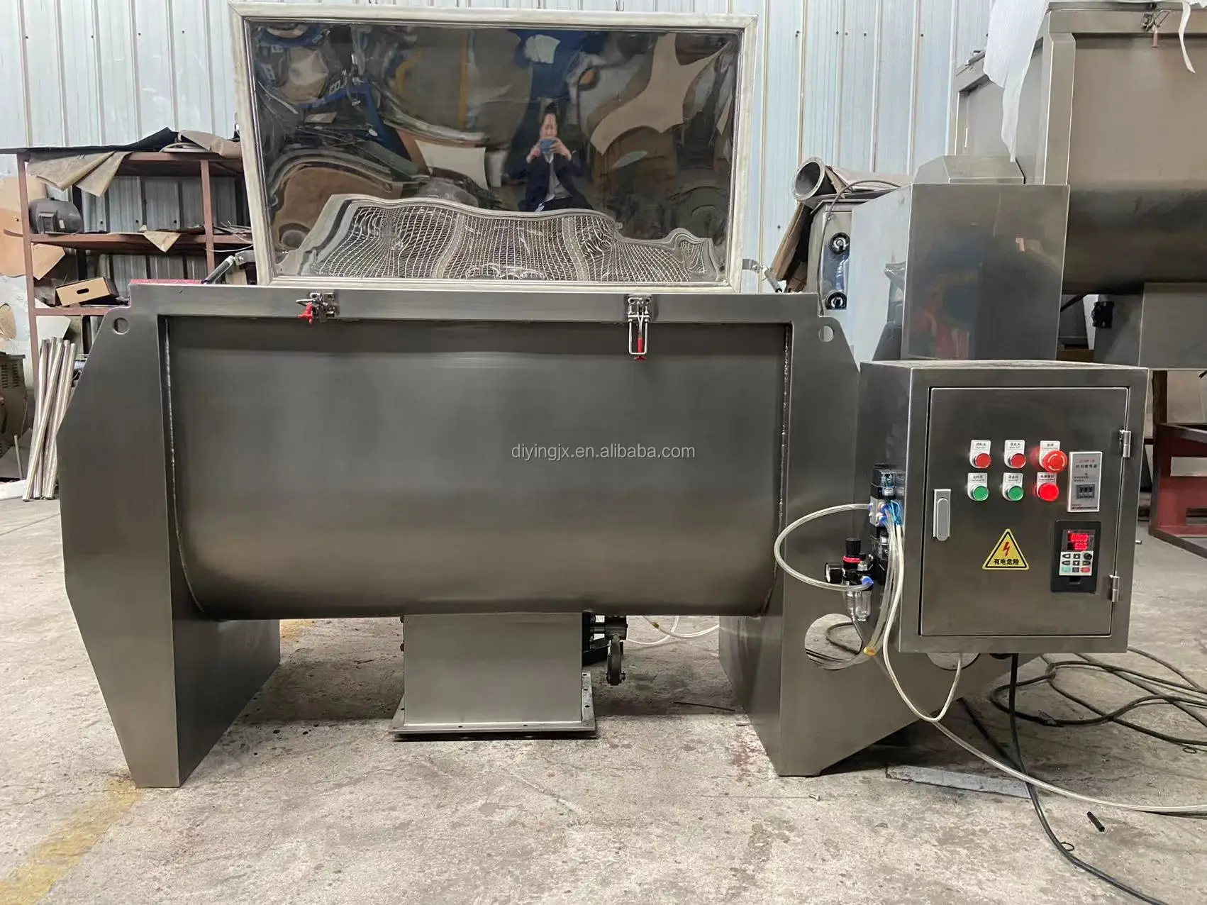 Spiral belt mixer3.jpg