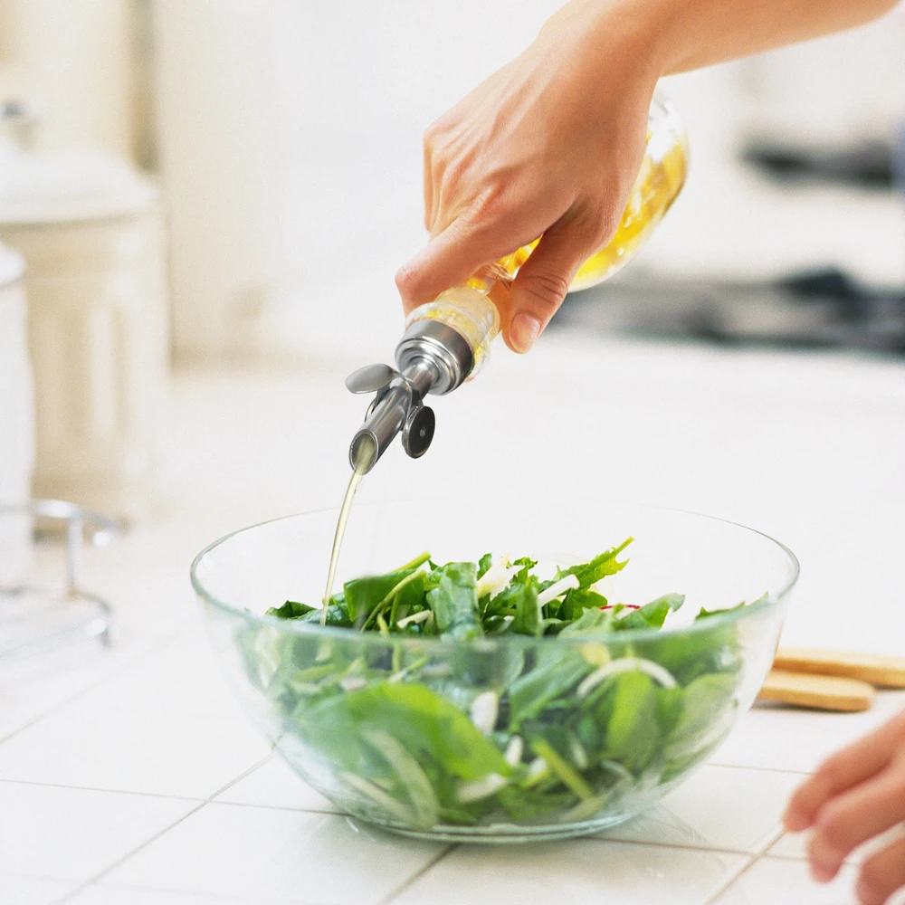 Factory online wholesale Shiny golden cork wine pourer oil pourer hot selling item food grade