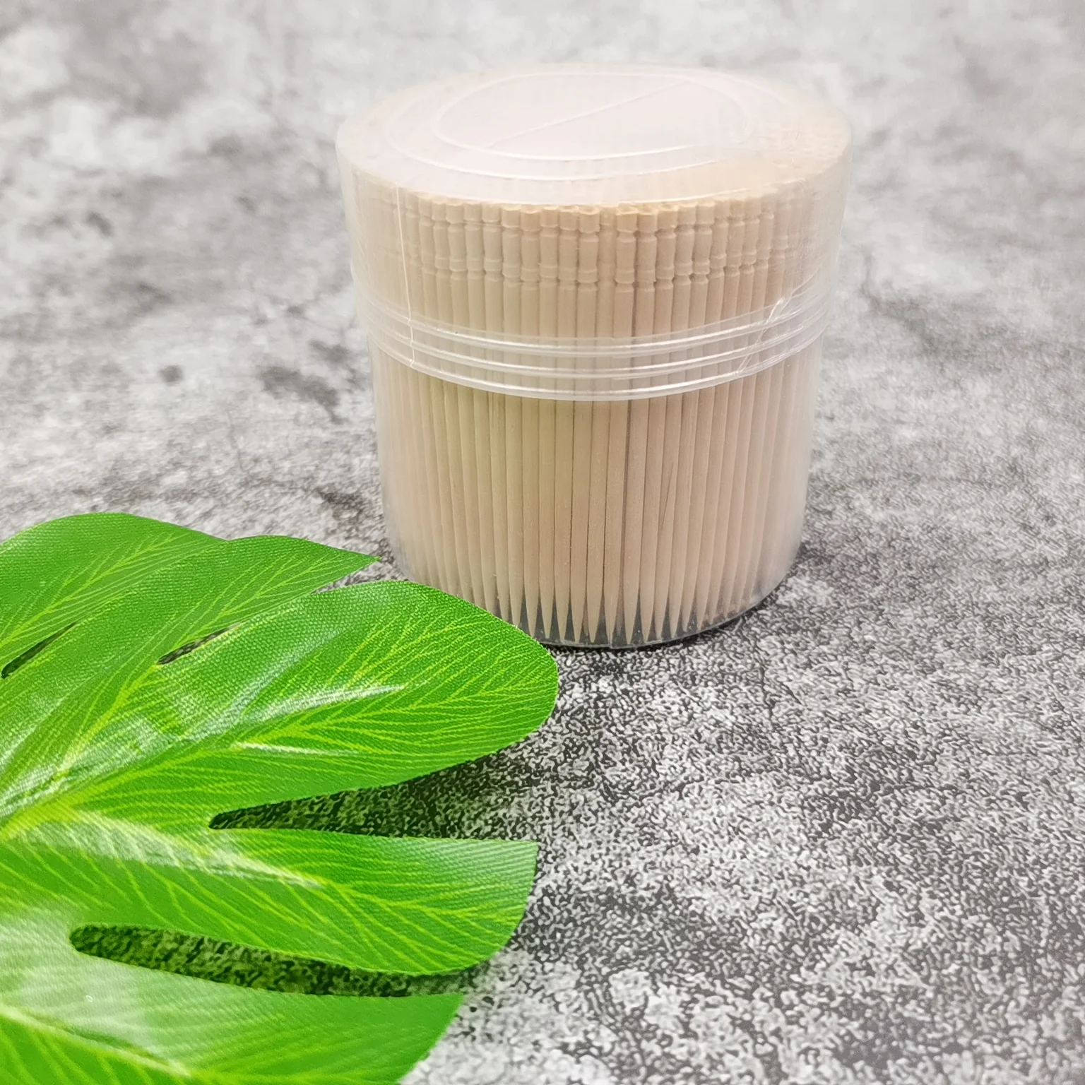 Easy Carry Birch Wood Mint Disposable Wooden Toothpick Double Point Chinese Tooth Cleaning Toothpick