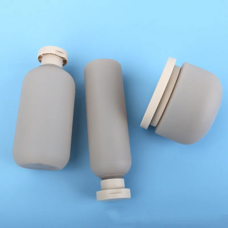 PET Shampoo Shower Gel Bottle with Flip-Top Cap Cosmetic Face Wash Scrub PE Velour Matte Plastic Bottle with Pump Sprey