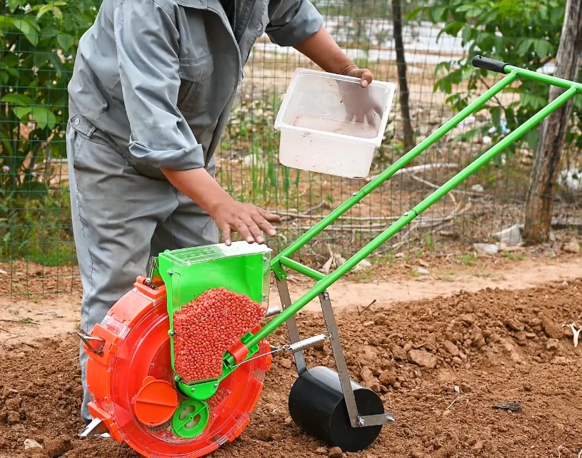 New Multi-Row Hand-Pushed Hand-Pushed Planter For Coriander, Sesame And Millet