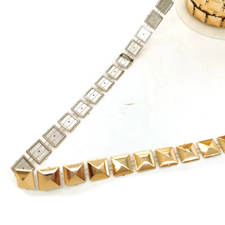 wholesale one row gold Pyramid shape plastic polypropylene trimming roll rhinestone sequins ribbon cup chain for garment decor