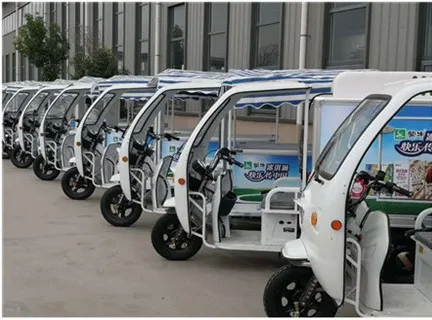 Hot Selling Frozen Cabin Three Wheel Motorcycle Ice Cream Delivery Refrigerator Tricycle Price