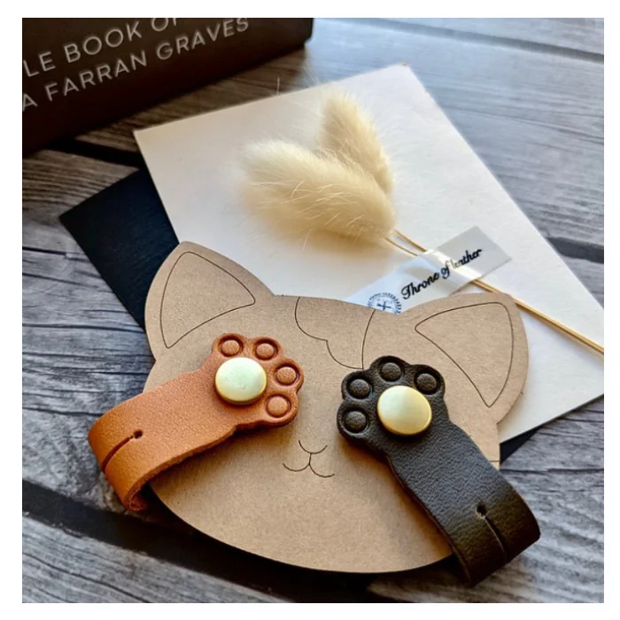 Cute Cat Claw Hub Snap-on PU Leather Retro Headphone USB Data Cable cute cat claw cable  Ear Bud Cable Tie