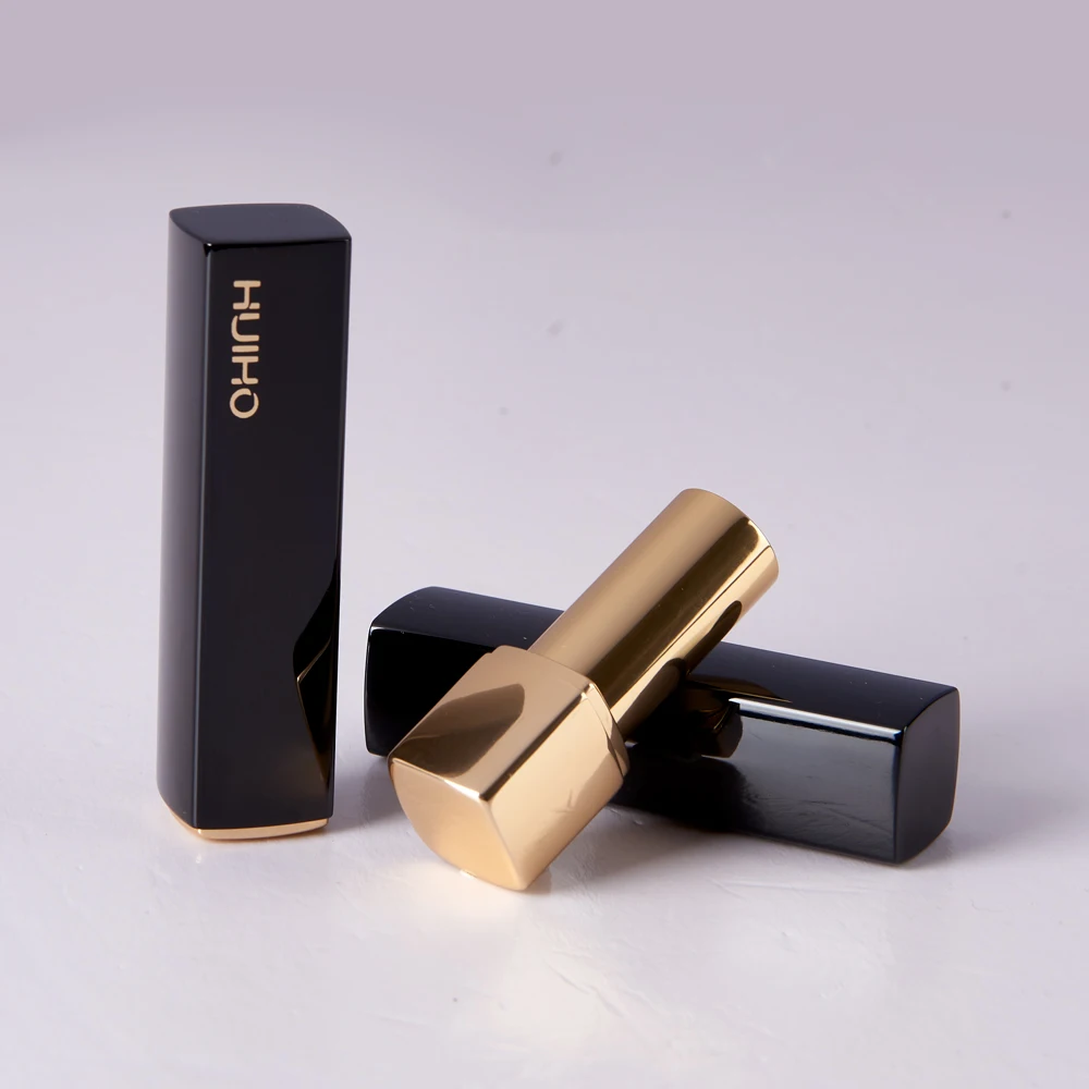 HUIHO Wholesale Empty Lipstick Case Cosmetic Packaging Container Custom LOGO Lipstick Tube