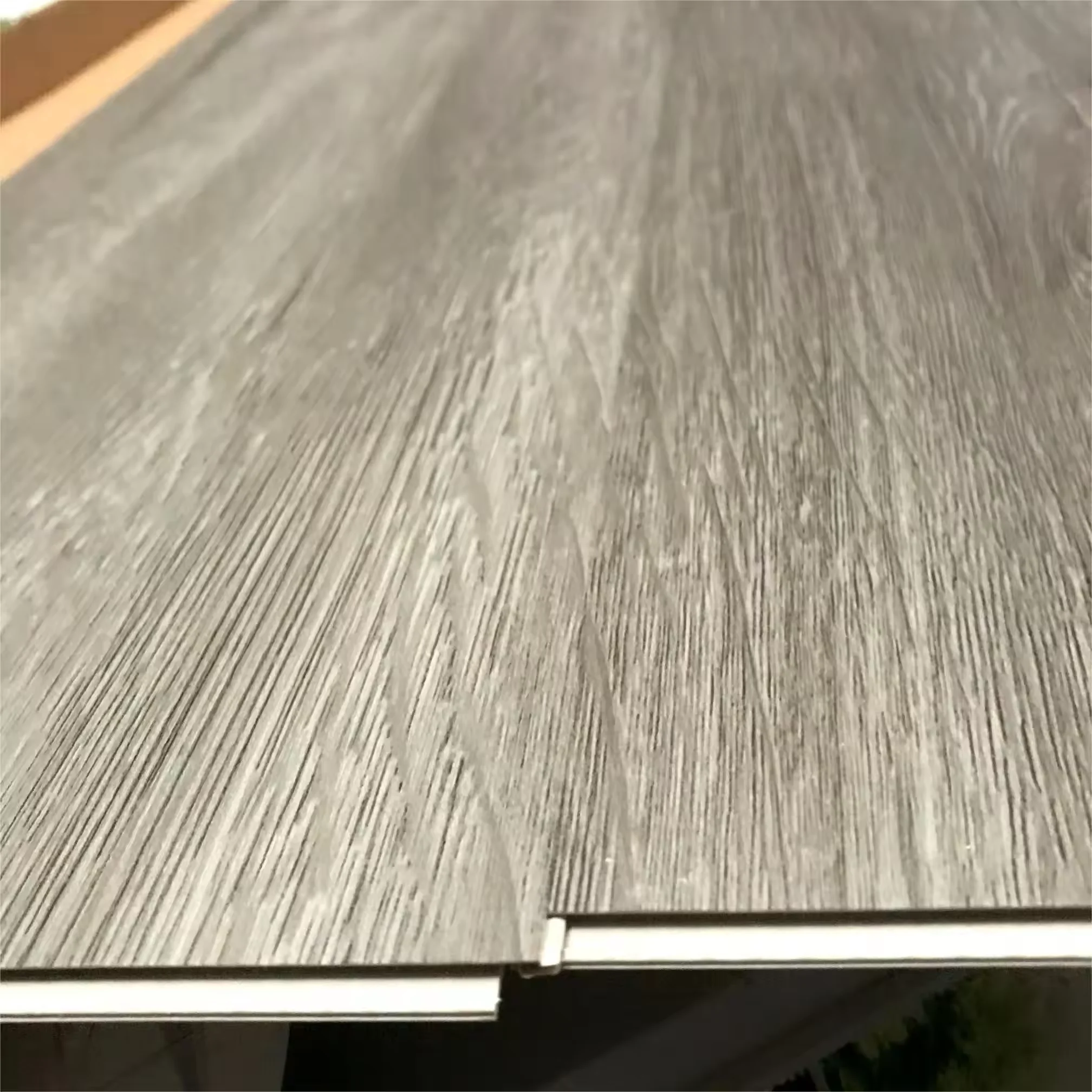 Interlocking Floor Tiles Vinyl PVC Plastic LVT LVP Planks Click Lock SPC Wood Flooring