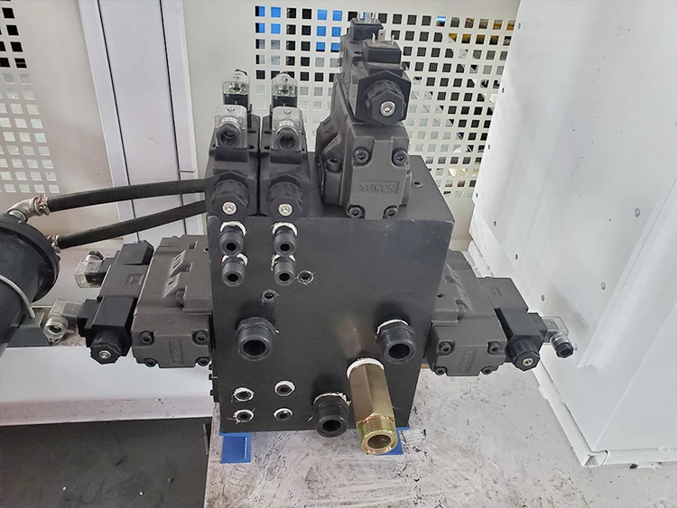 Plastic Hdpe 20/25 Litre Jerry Can Making Machine 20L Jerrycan Bottle Extrusion Blow Moulding Molding Manufacturers Machine