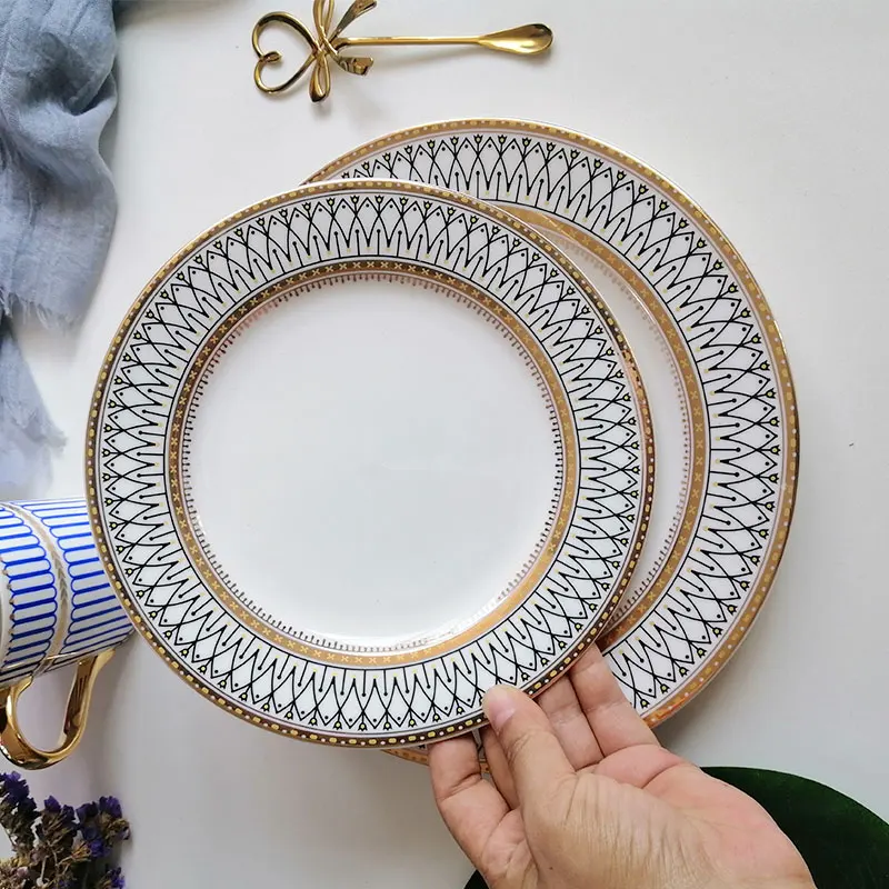 ZC Nordic Luxury Gold Charger Plates Serving Cake Dessert Plate Decorative Dinnerware for Wedding Party