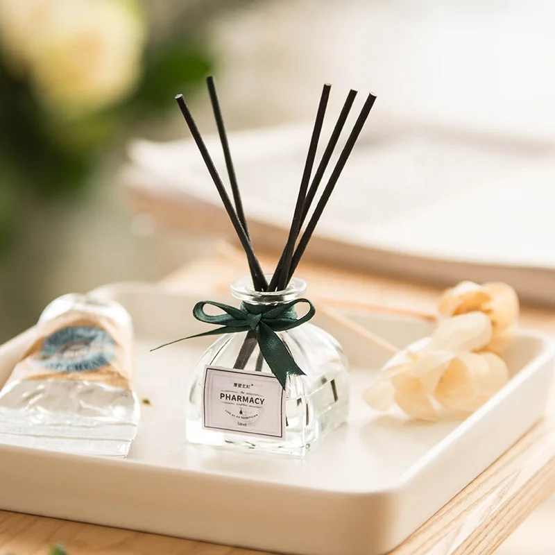 Unique transparent 50ml 100ml 150ml 250ml reed diffuser empty glass bottle aroma diffuser bottles with cap