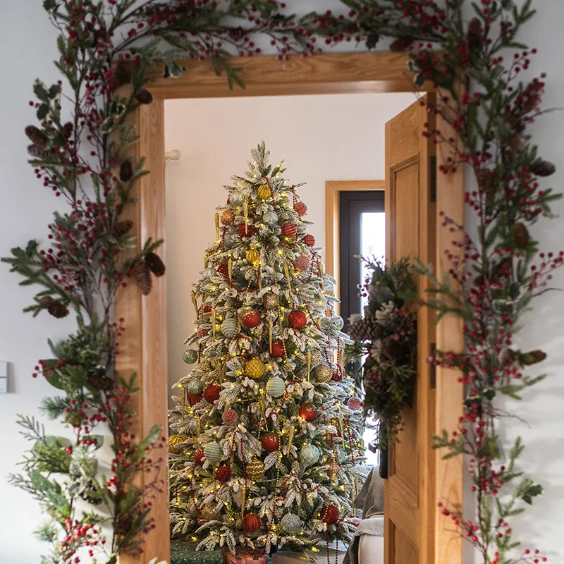 Christmas decoration Rattan pine Rattan red berries Christmas wreath