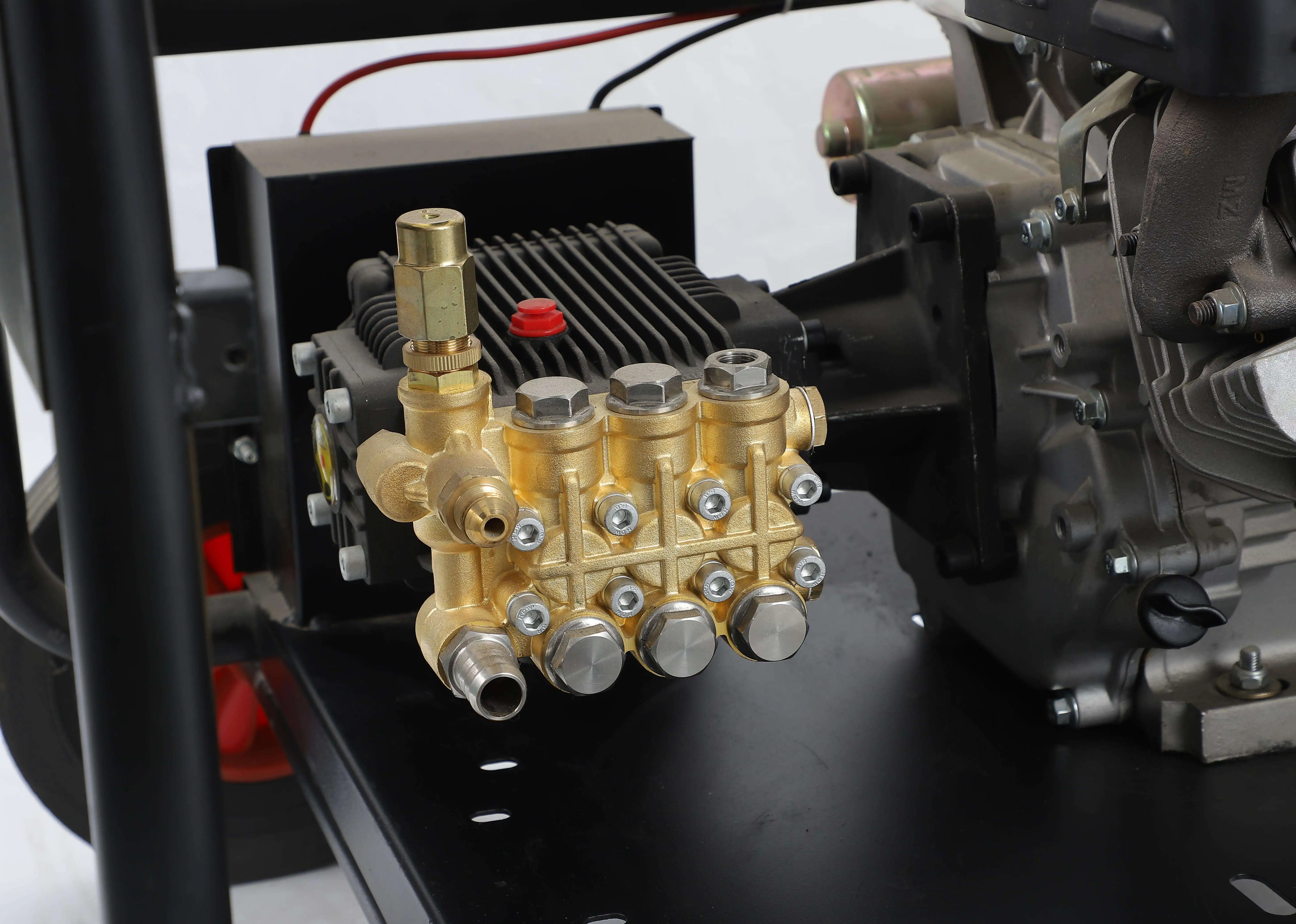 Factory Sales 190F Engine 4500PSI/250Bar Gasoline High Pressure Washer Portable Washing Machine for Car wash industry business