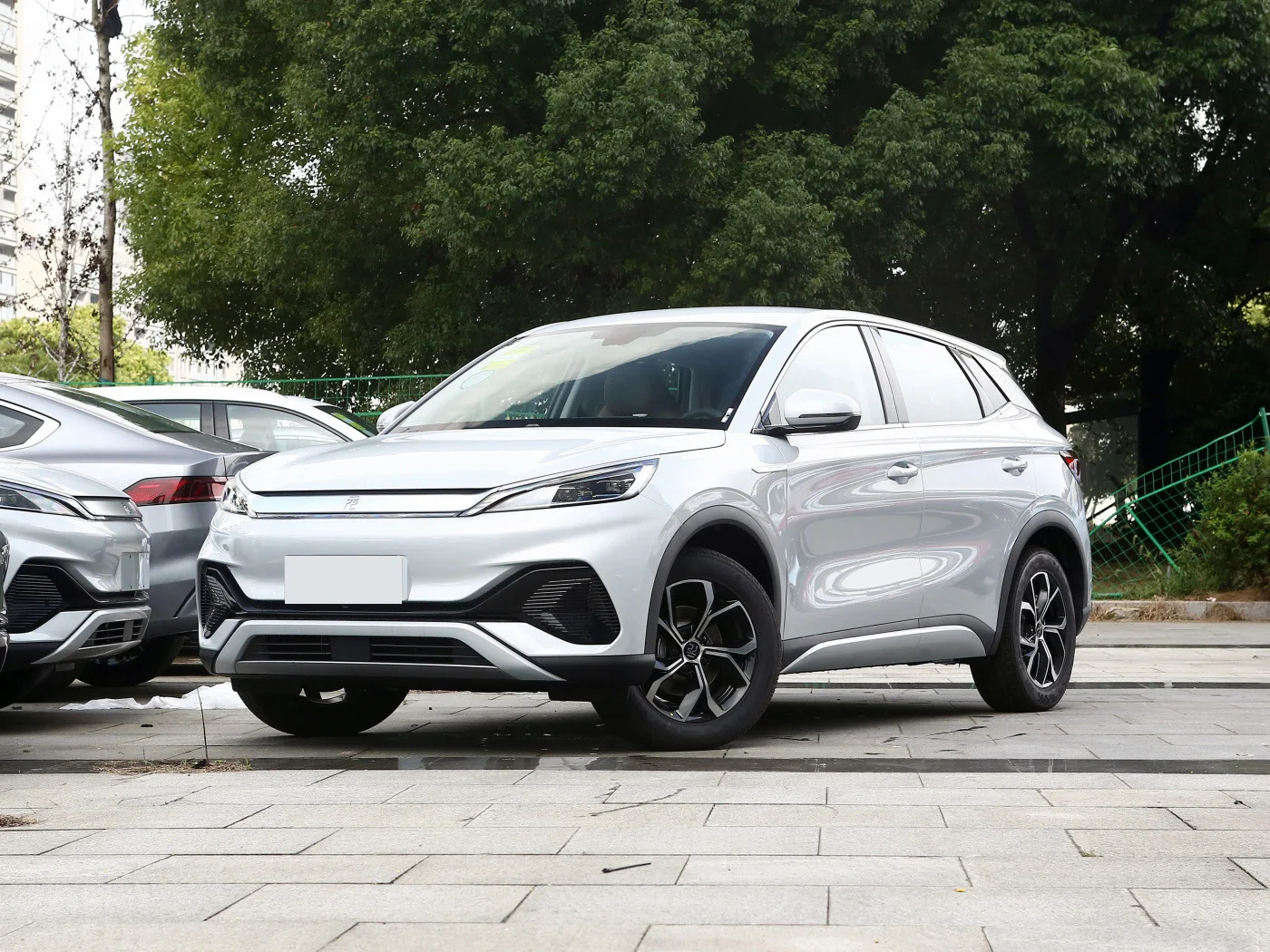 Купить BYD Yuan PLUS компактный 5-дверный 5-местный внедорожник дальнего действия 430 км электромобиль небольшие электромобили новые энергетические автомобили производства Китая