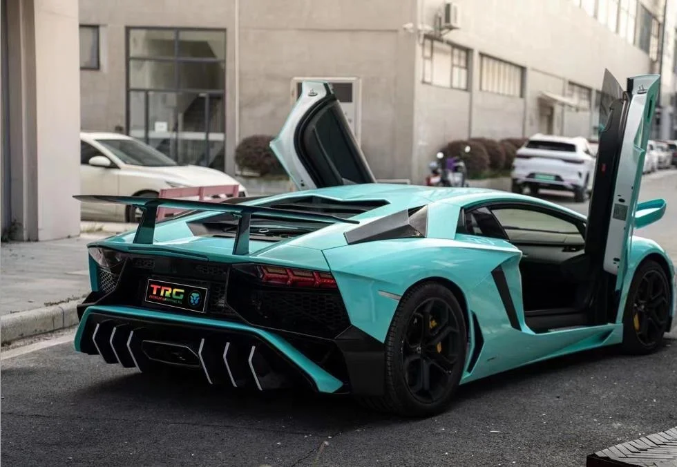 Premium super bright crystal gloss Tiffany Blue chrome-plated vinyl wrap plastic scratch resistant highlight no bubble sticker