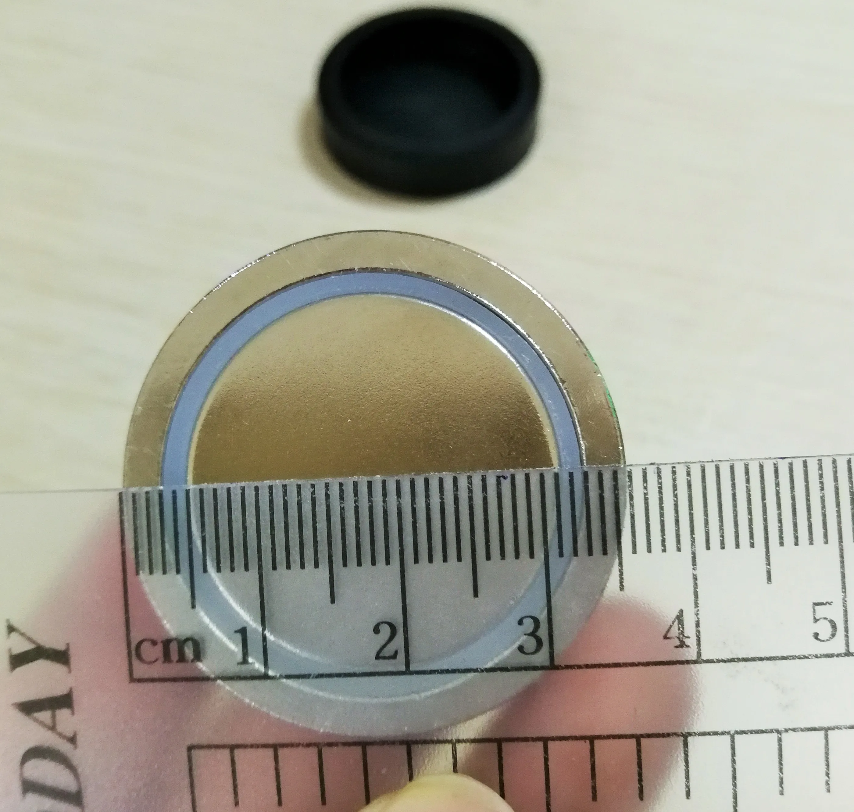 Dia.36mm 1/4-20 studded magnet pot magnet holder with rubber cap