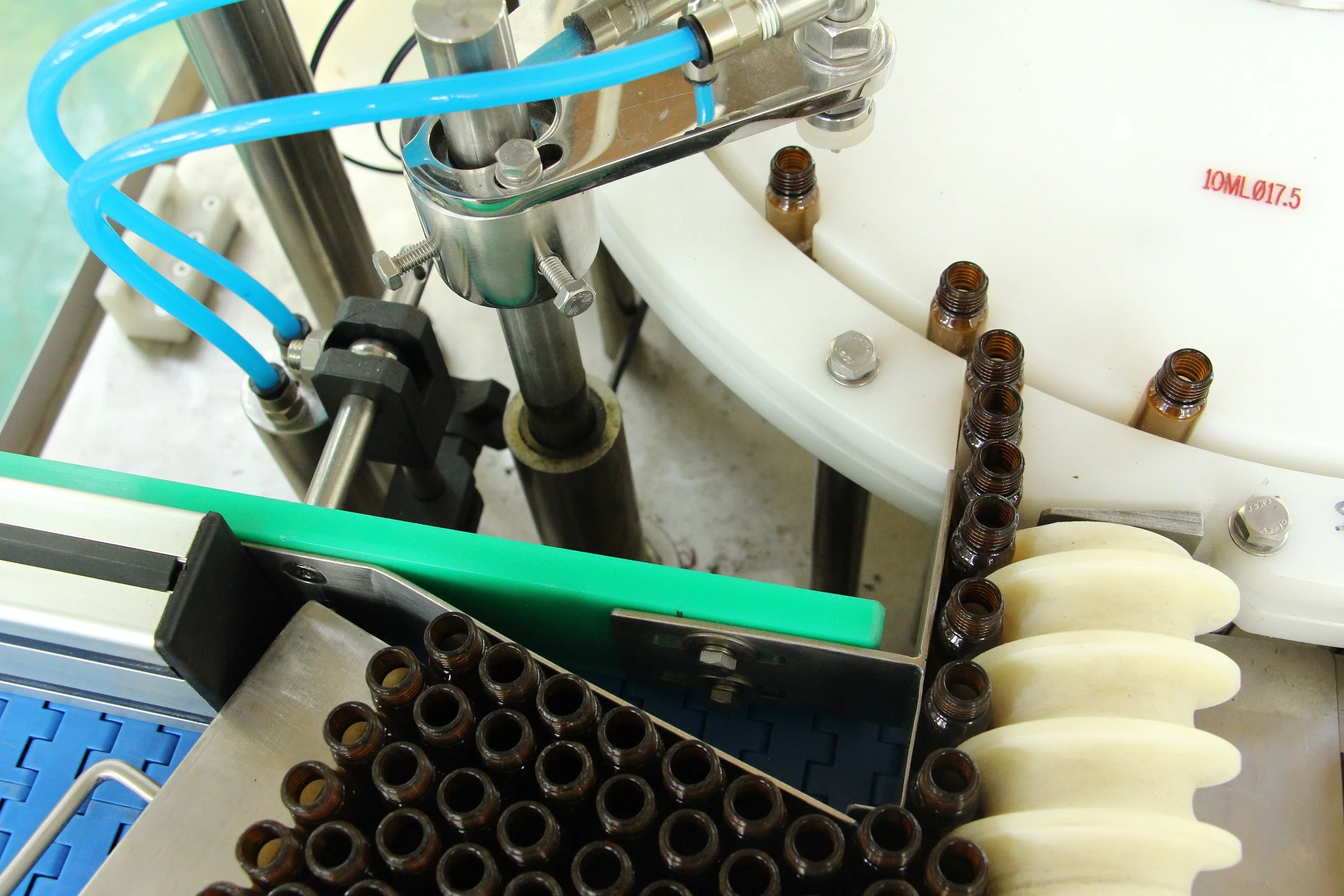 Npack Factory Direct Essential Oil Plastic Bottle Aluminum Cap Bottling Filling And Capping Machine