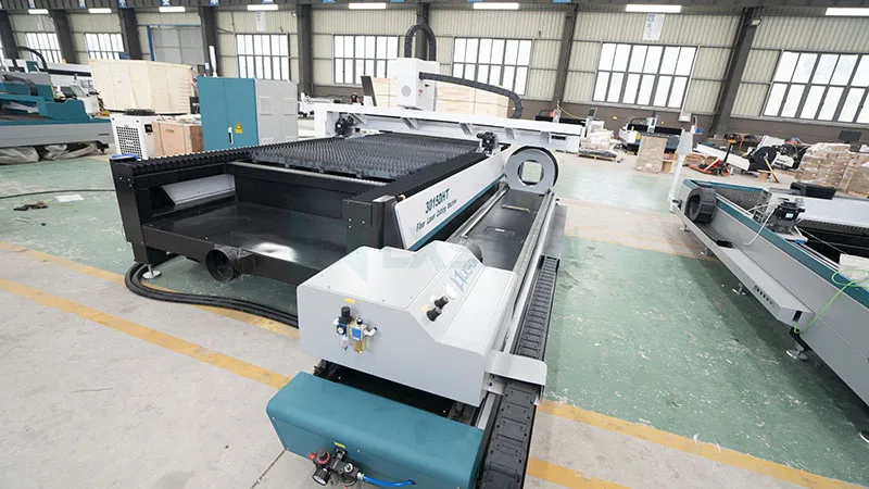 Agent price 2kw 3kw 4kw 6kw 8kw steel pipe cutter fiber laser tube cutting machine for metal pipe metal laser cutting machine