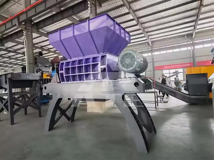 2024 strong steel scrap shredder tire shredder machine high quality and big capacity
