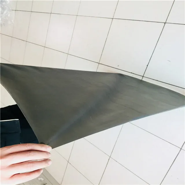 Прозрачный черный эластичный латексный лист в рулонах