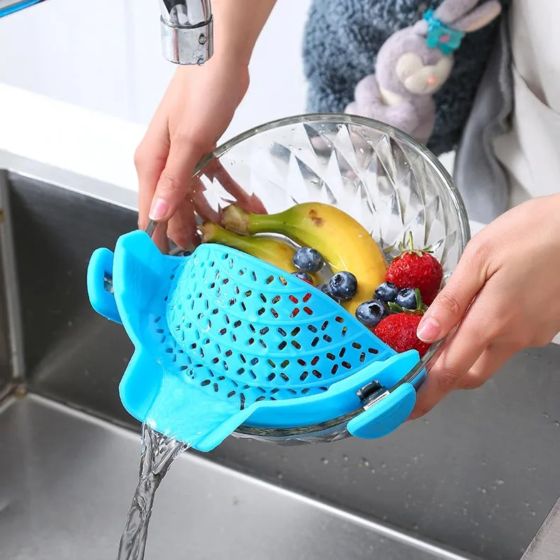 Kitchen Gadgets Pouring Vegetables/Fruit Tool Silicone Water Filter with Spill-proof Baffle for Pot Dish Side