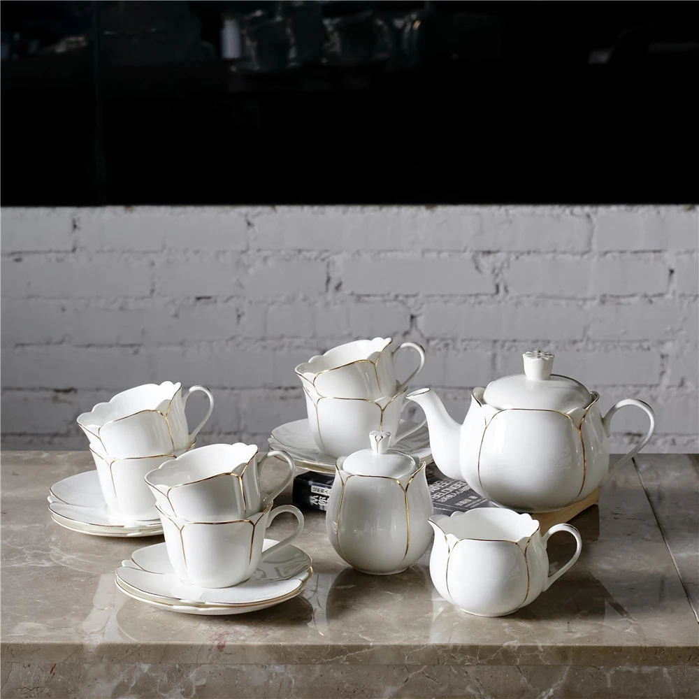 22pcs Coffee Cup Set Elegant Vintage Lily Tea Cup Afternoon Tea  Set with gold rim For Wedding party and wedding gift