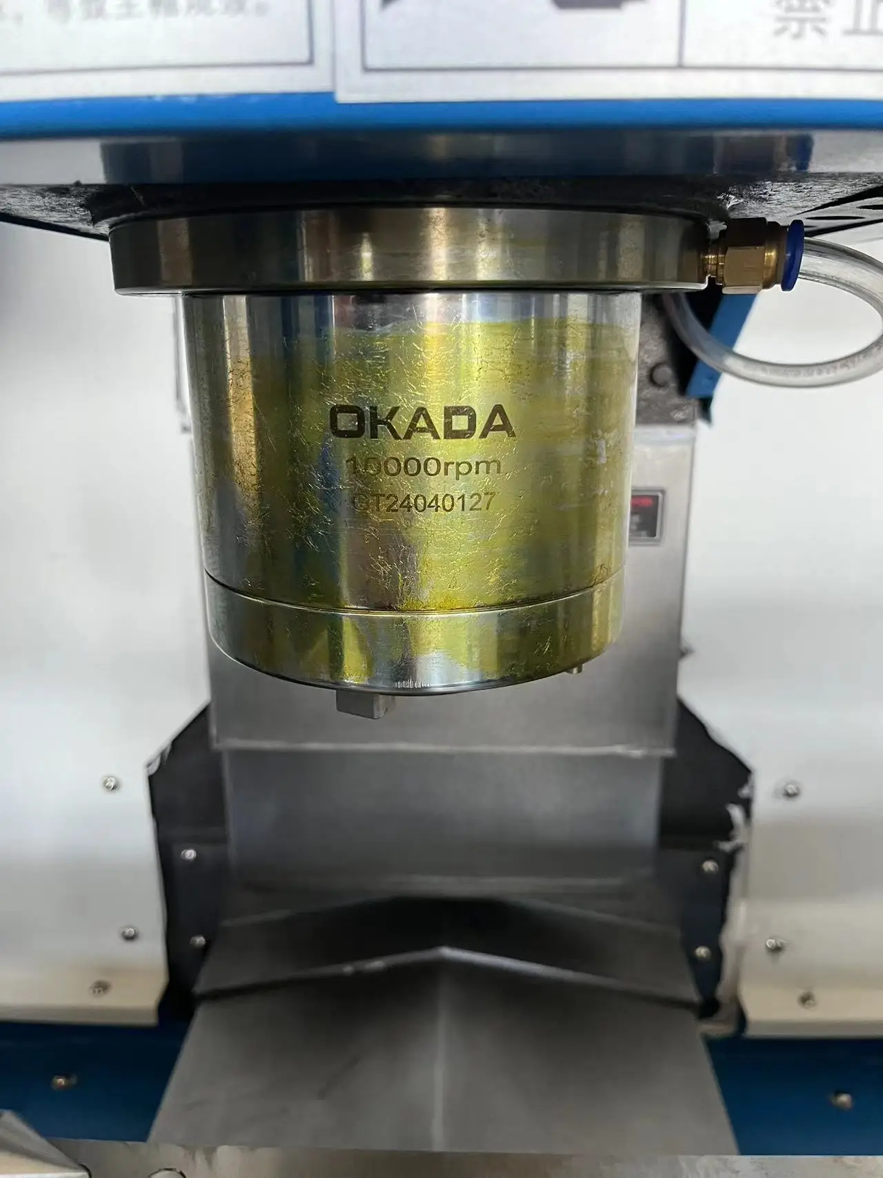 A new type of VMC7124 CNC end mill with attractive prices, mini vertical machining center for metal cutting