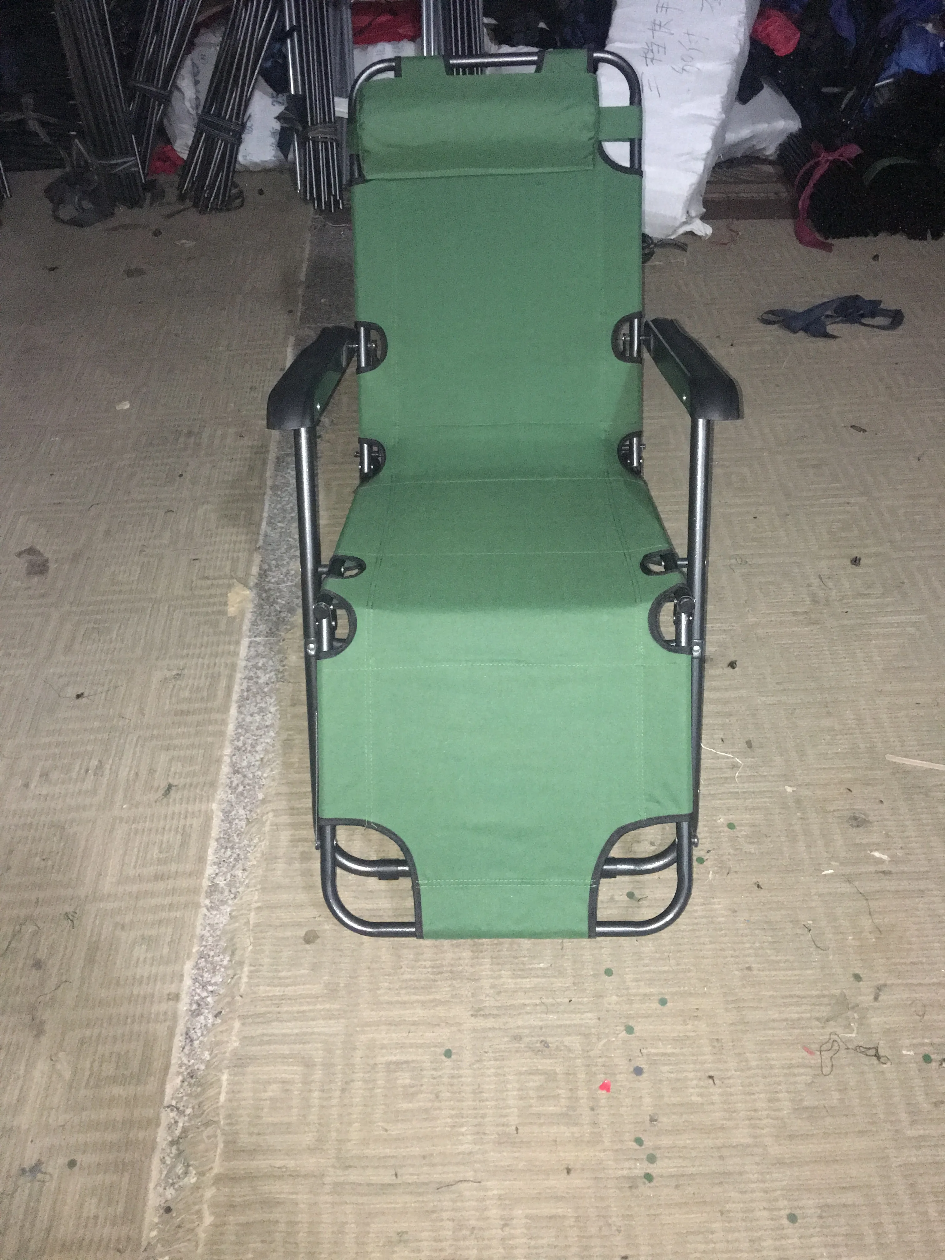 
Outdoor Cheap Zero Gravity Chair Sun Lounge Beach Bed 