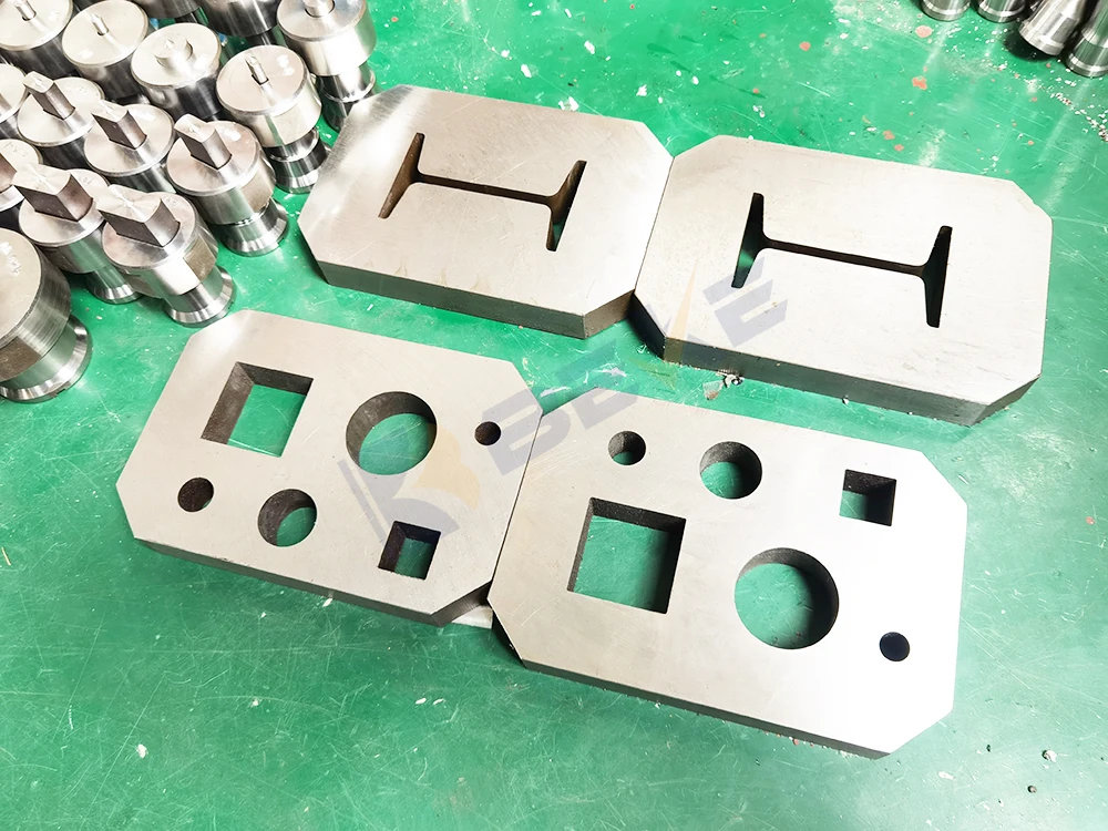 BEKE Metal Steel Hydraulic Hole Shear Cutting And Punching Puncher Hydraulic Iron Worker Machine