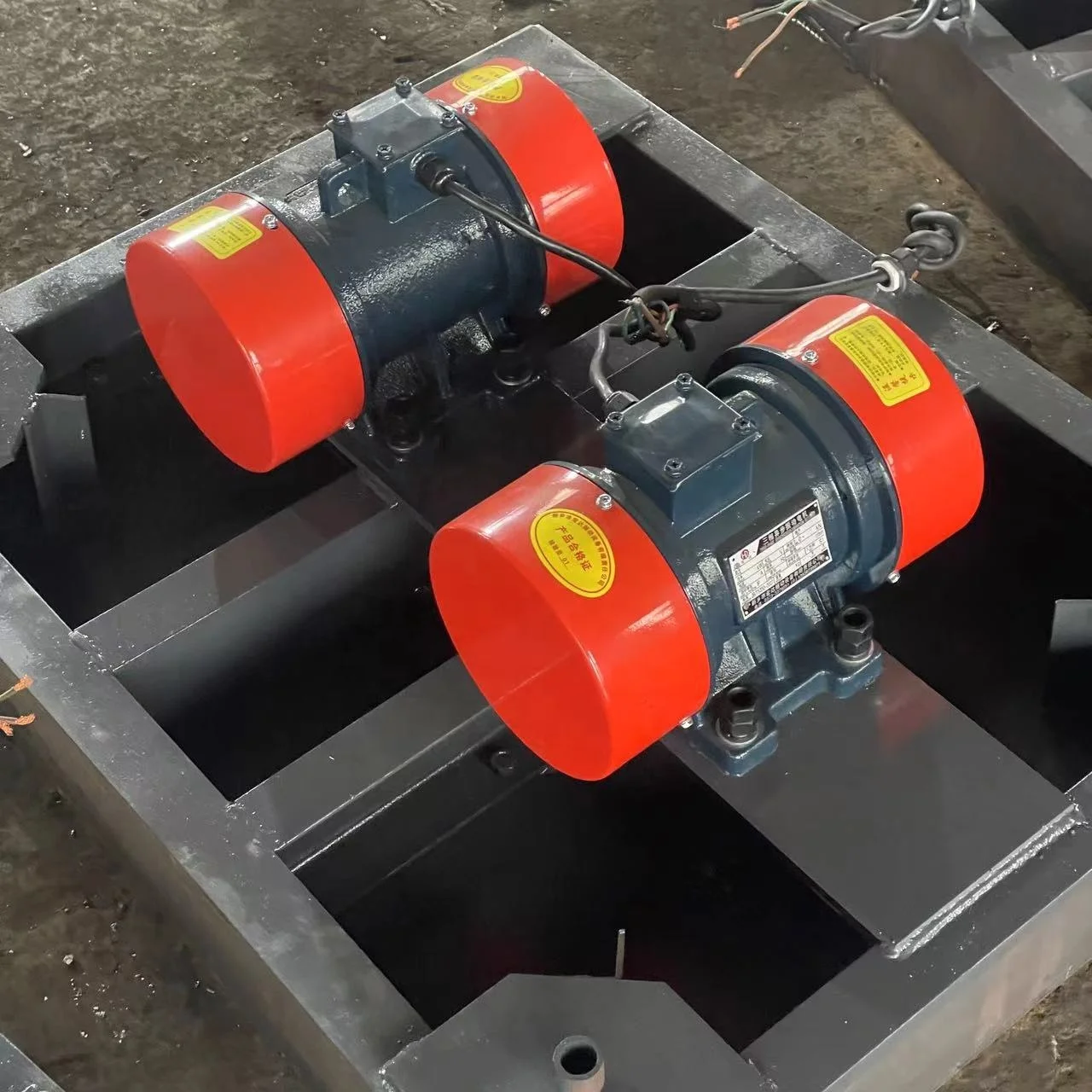 Factory Price Industrial 500*500mm Cement Bulk Material Vibrating Table for Concrete Mold