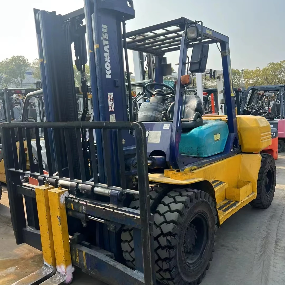 Japanese Original Brand Forklift Truck Used 80% new Komatsu FD60-7 Forklift Truck at an unbeatable price 3 Meter 2.5 Ton