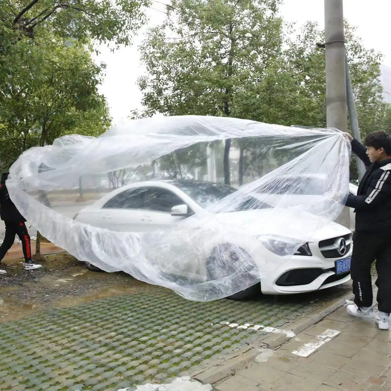 Одноразовая Автомобильная одежда Солнцезащитный водонепроницаемый пластиковый прозрачный чехол от дождя Пылезащитная куртка универсальная простая распылительная краска