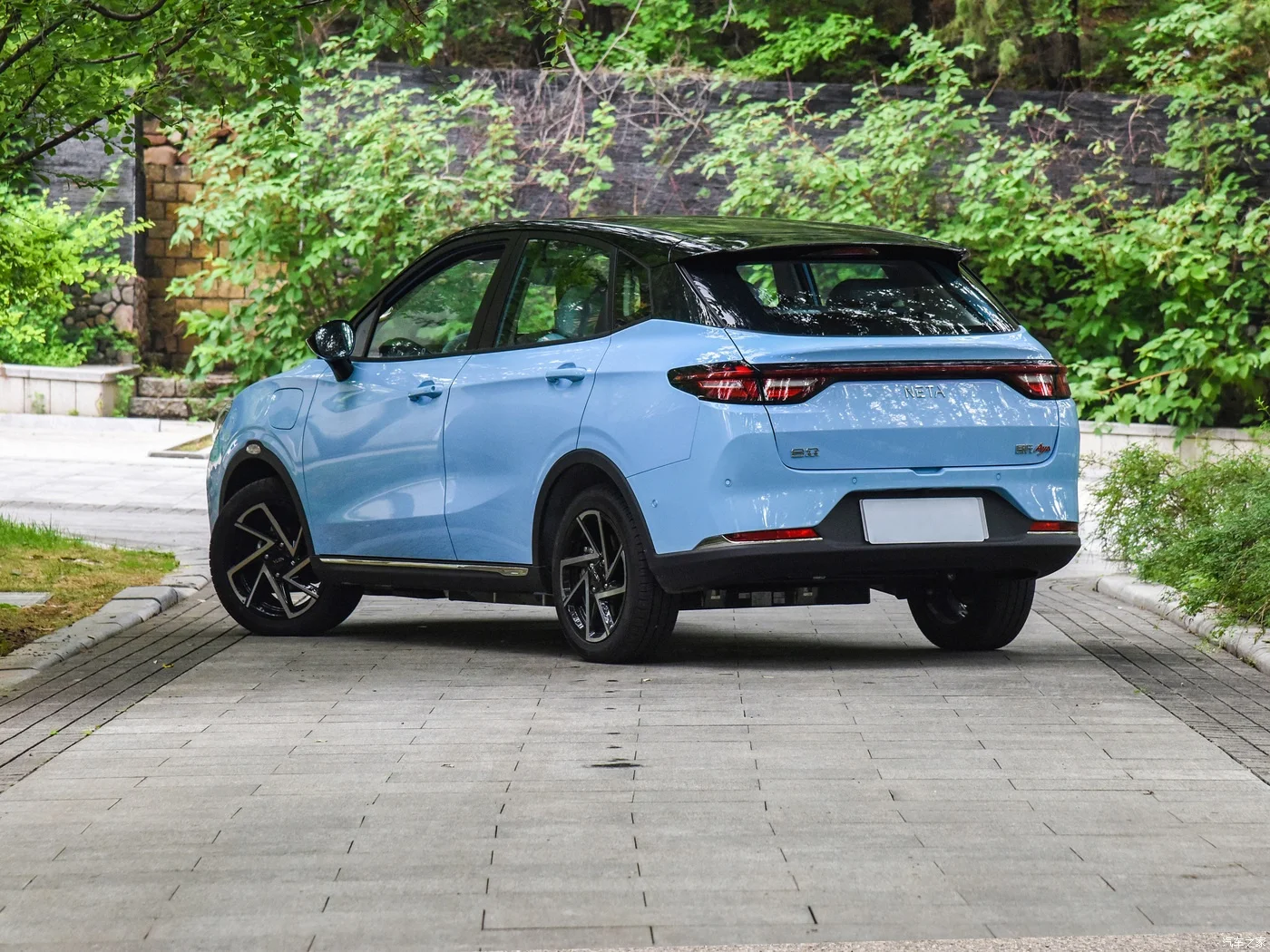 Manufacturers Supplies Right Wheel Car Neta AYA Auto Electric Vehicle Nezha AYA Super High Speed Ev Cars