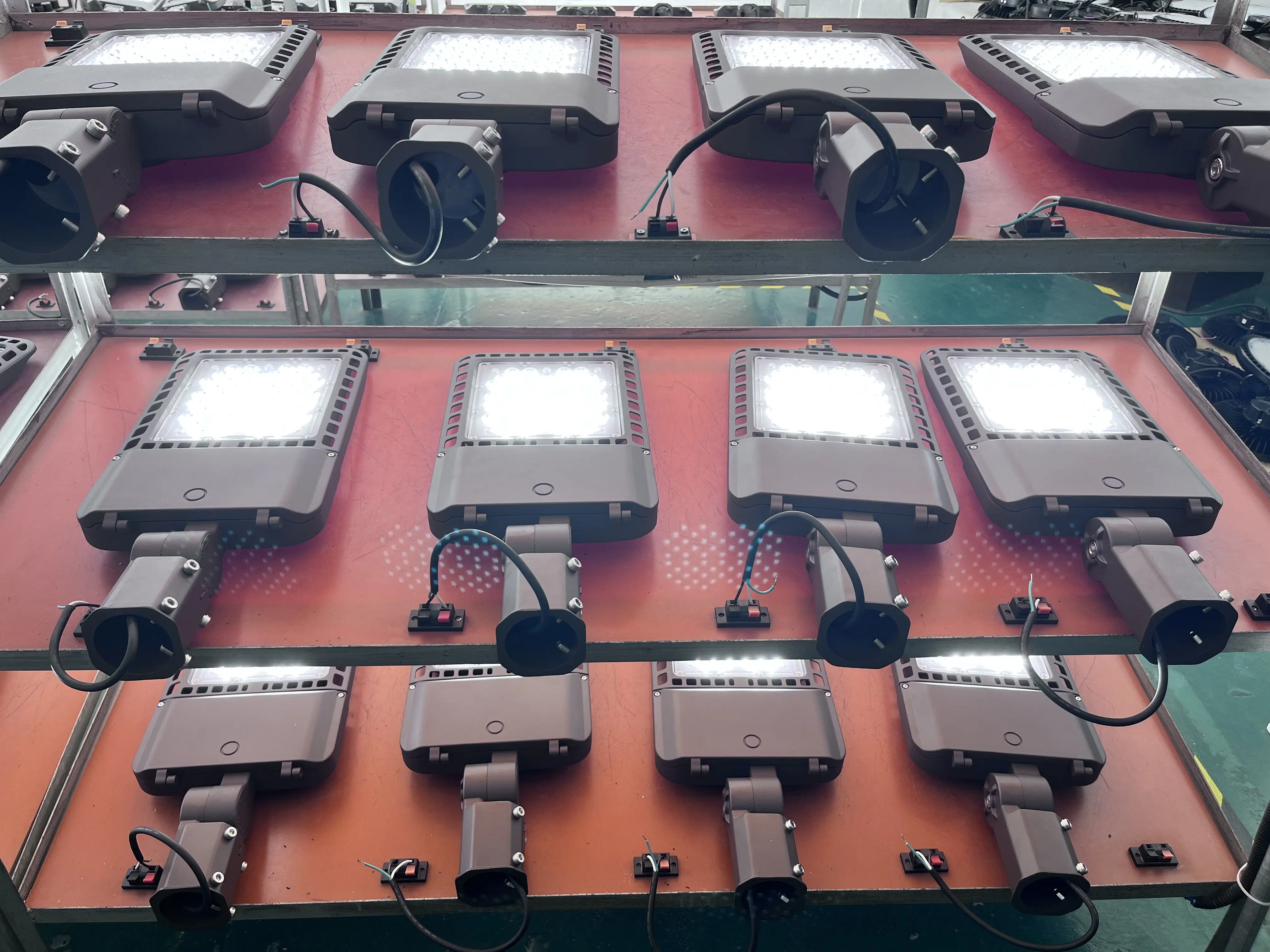 led shoebox light 2.jpg