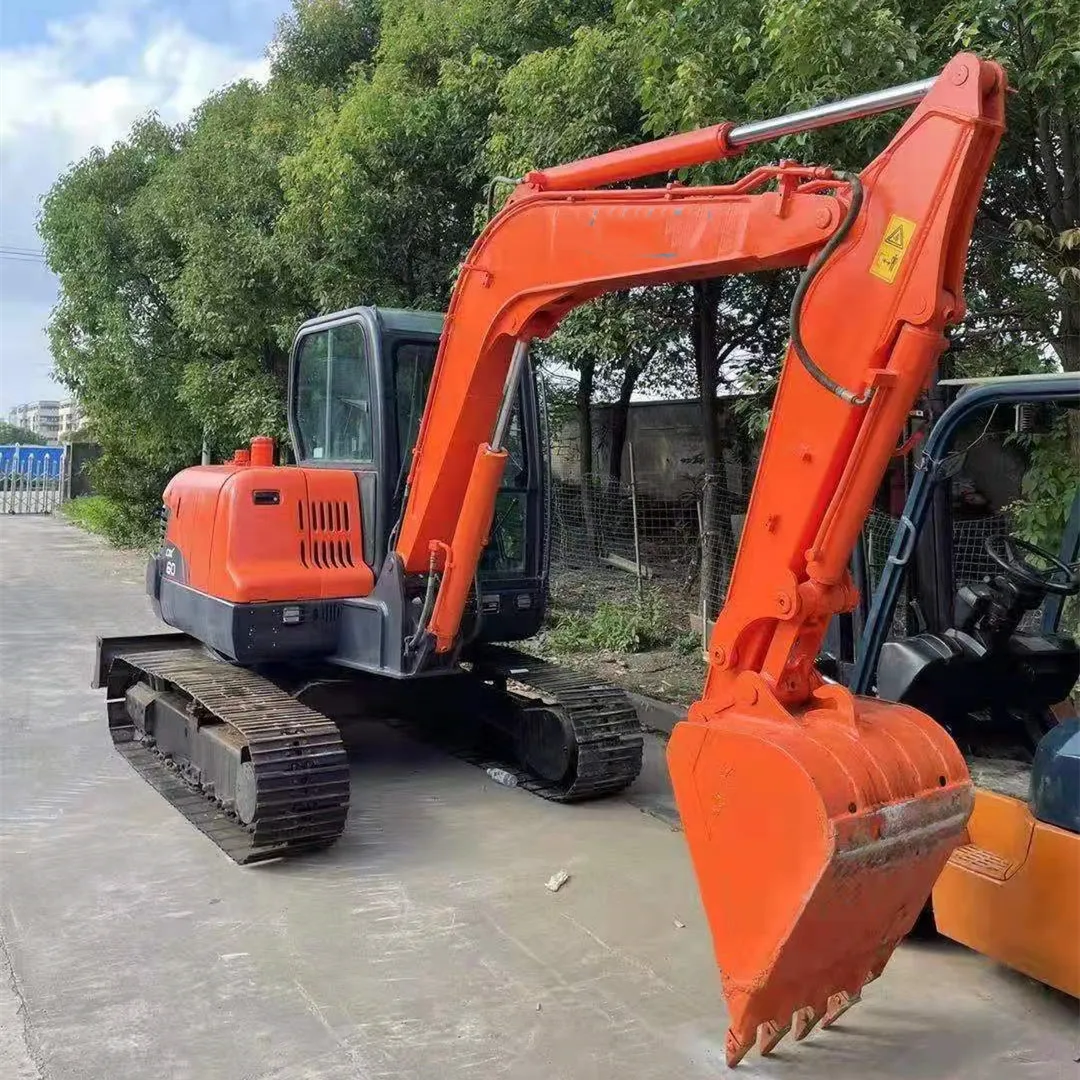 Used original small mini  Doosa DX60  Hydraulic good qulity Excavator 6 ton for sale in Shanghai