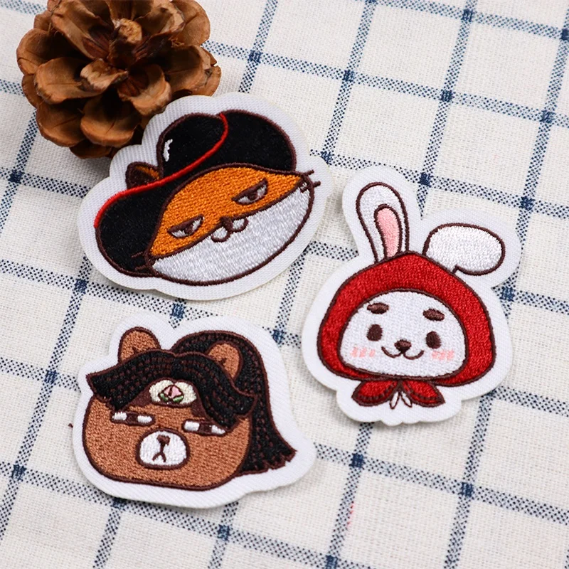 Clothing Embroidery Patches Custom Cloth Sticker Cute Patch Iron On Embroidered Badge Custom Fabric Animal Sticker